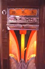 1941 Wurlitzer 850 Peacock juke box - detail